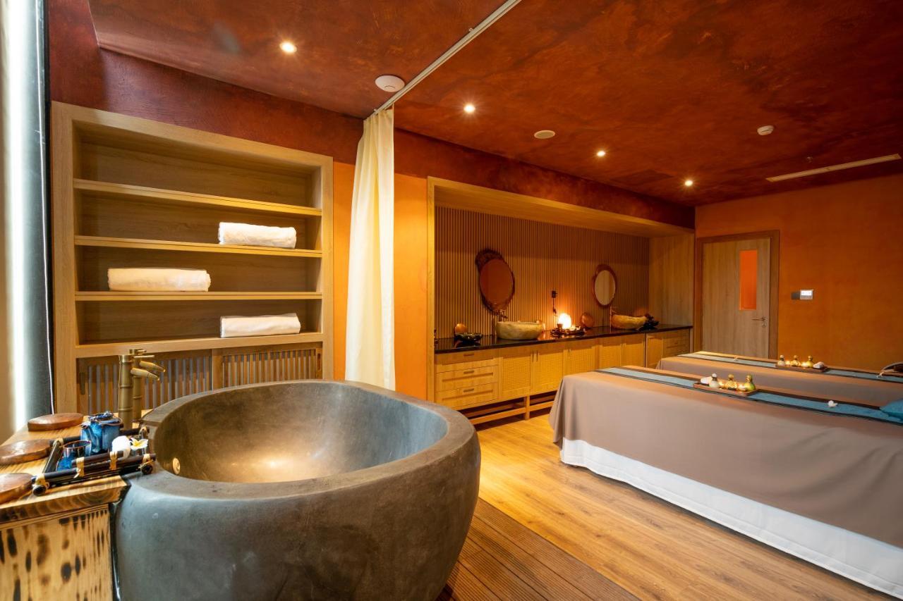 Sala Grand Tuyhoa Hotel Tuy Hoa Eksteriør bilde